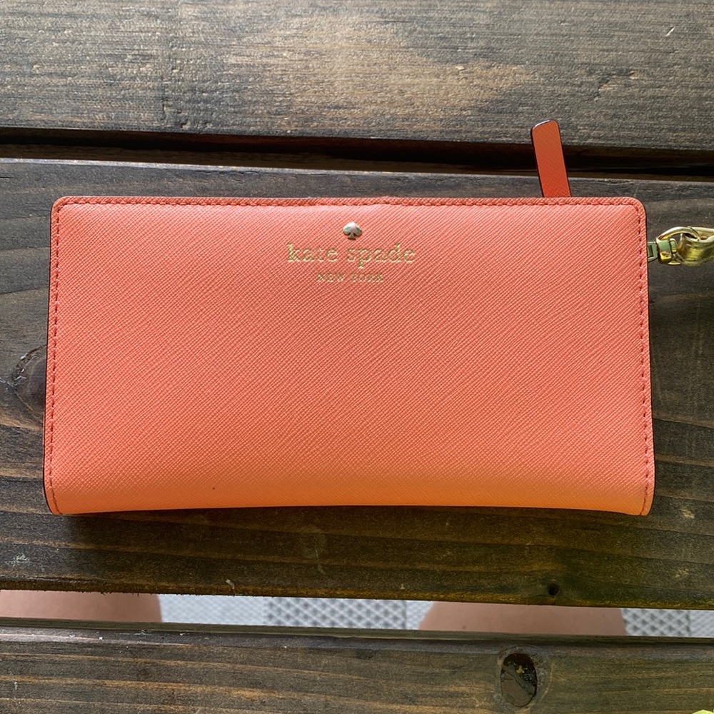 Kate spade wristlet